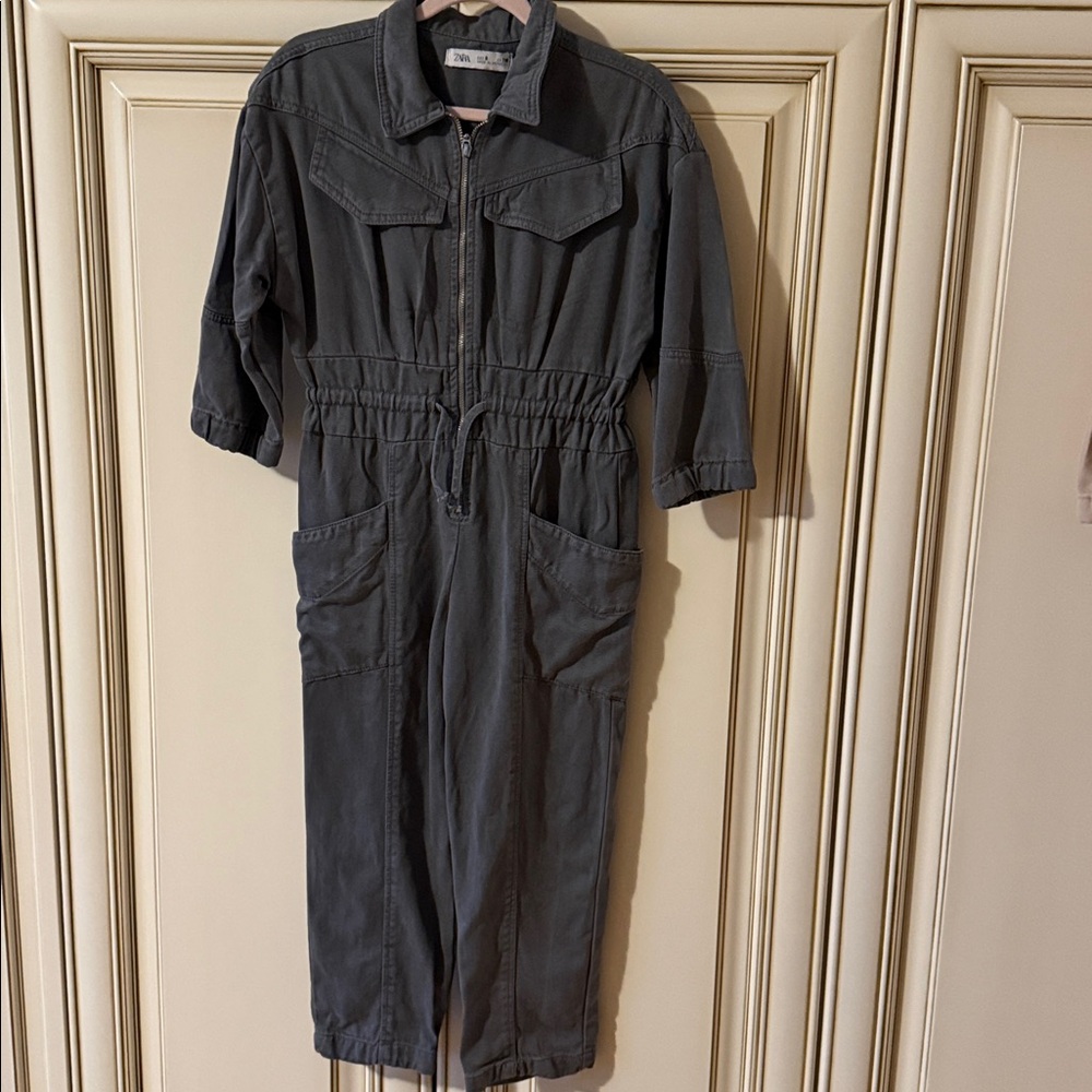 Zara Charcoal Zip-Up Jumpsuit, size 6.